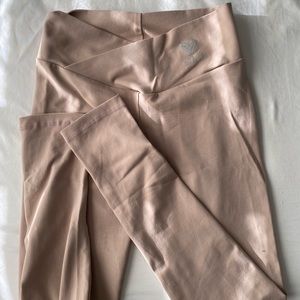 4 pairs of CLS leggings